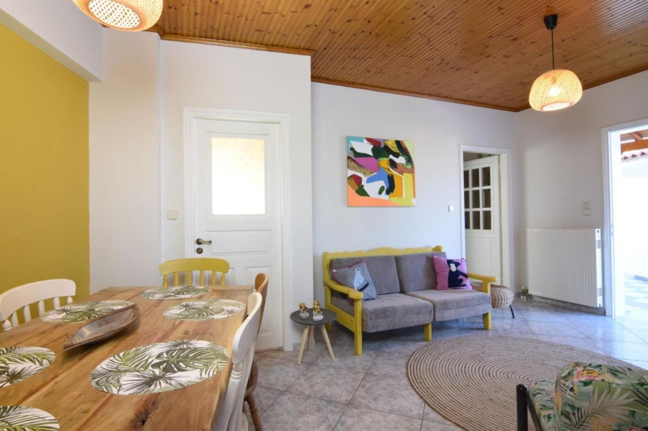 The Yellow Art Home Kalamata Exterior photo